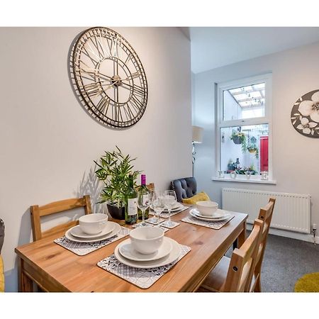 Central Belfast Apartments Ravenhill Экстерьер фото